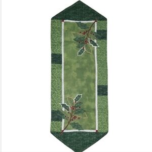 Vintage Big Lots Christmas Green Holly Table Runner Holiday Seasonal Grandmacore